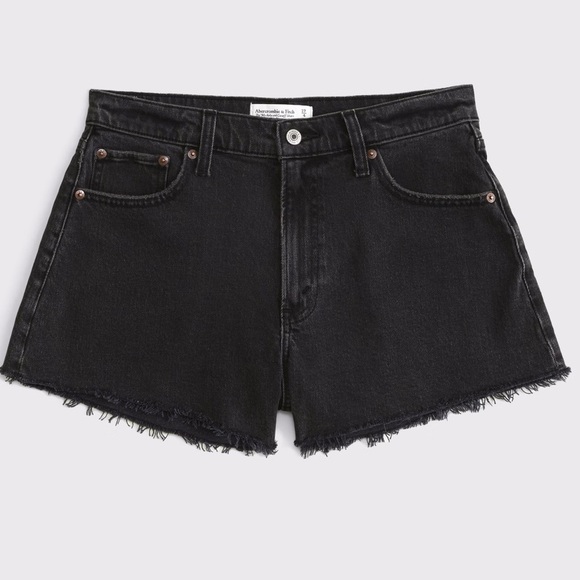 NWT Abercrombie & Fitch 90s Relaxed Cutoff Shorts Denim Curve Love 37/24 Plus SZ - Picture 1 of 12